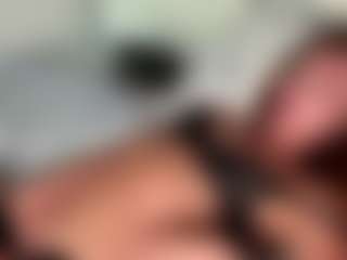 Live cam show with PokSumatzkuku - Twerking on Mixed Magazine Live