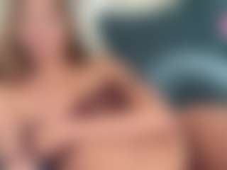 PokSumatzkuku's Live Sex Cam Show