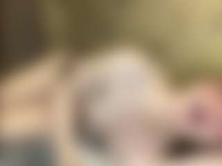 Live cam show with TynishaWilder - College Brown Hair on SpunkLive