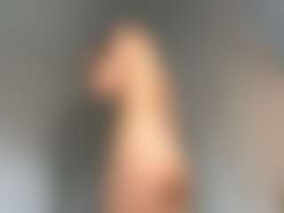 Live cam show with TynishaWilder - Solo on SmokeAndPoke