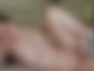 Live cam show with TynishaWilder - Twink on Big Tits