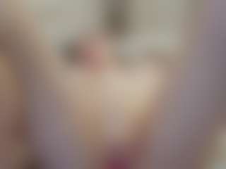 Live cam show with TynishaWilder - Striptease on SinfulBabes