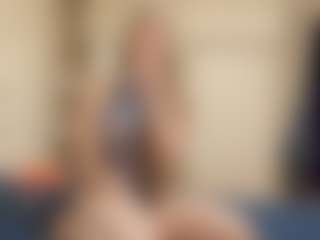Live cam show with TynishaWilder - Brown Hair on Camsoda