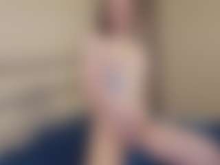 Live cam show with TynishaWilder - Blowjob on Camsoda
