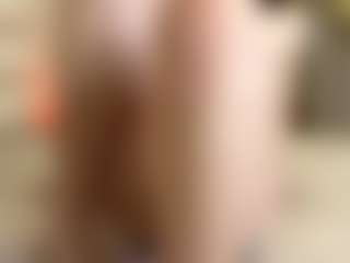 Live cam show with TynishaWilder - Skinny on Camsoda