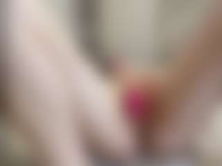 Live cam show with TynishaWilder - Oil on Dare Cams