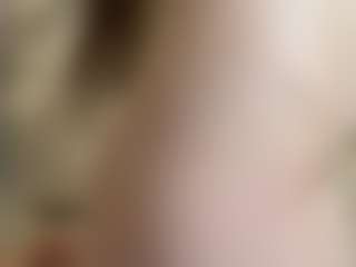 Live cam show with TynishaWilder - Teen (18+) on Camsoda