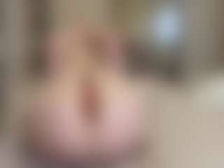 Live cam show with TynishaWilder - Flashing on MyBangCams