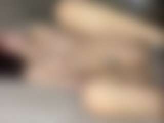 Live cam show with TynishaWilder - Blue Eyes on xxxlivecams.org