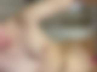 Live cam show with TynishaWilder - Dildo on madthumbs