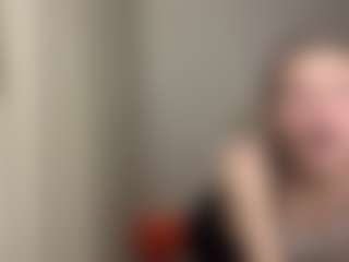 Live cam show with TynishaWilder - Athletic Asshole on madthumbs