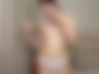 Live cam show with TynishaWilder - Athletic College on Dare Cams