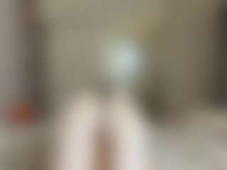 Live cam show with TynishaWilder - Shaved Pussy Brown Hair on SpankPalCams