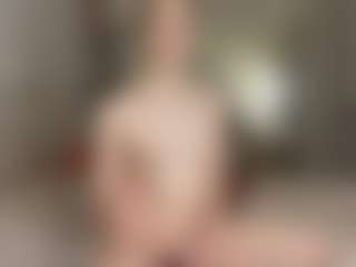 Live cam show with TynishaWilder - Teen (18+) on madthumbs