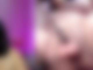 ZoeRhys's Live Sex Cam Show