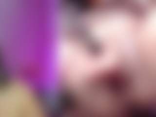 ZoeRhys's Live Sex Cam Show