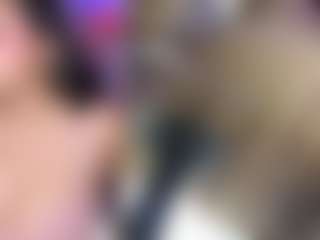 Live cam show with ZoeRhys - Anal on SquirtSoMuch