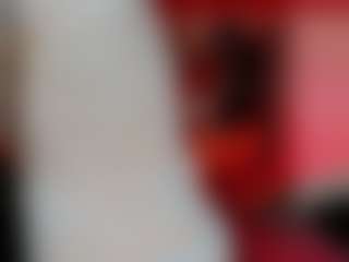 Alice-Yermanotta's Live Sex Cam Show
