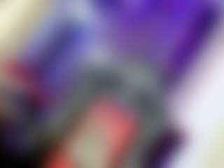 Live cam show with Alice-Yermanotta - Smoking on Soda Cam