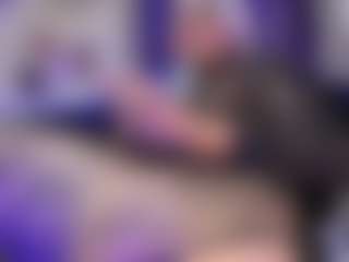 Live cam show with Alice-Yermanotta - Tease on xxxlivecams.org