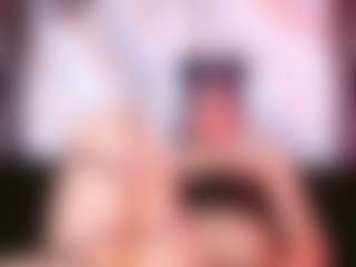 Live cam show with Alice-Yermanotta - Smoking on Camsoda
