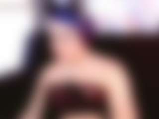 Live cam show with Alice-Yermanotta - Smoking on Camsoda