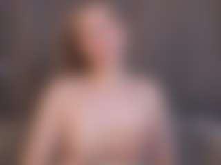 Live cam show with ElseRatz - Bedroom on Chatstar