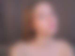 Live cam show with ElseRatz - Green Eyes on Streamer API
