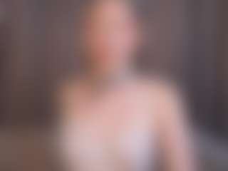 Live cam show with ElseRatz - Middle Aged on livesuperchat.net