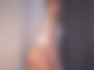 Live cam show with ElseRatz - Bedroom Blonde Hair on sexytreat.net