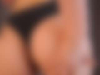 Live cam show with ElseRatz - Green Eyes on Camsoda