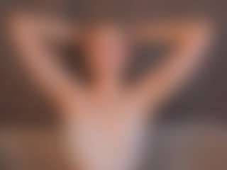 Live cam show with ElseRatz - Blonde Hair Middle Aged on Mixed Magazine Live