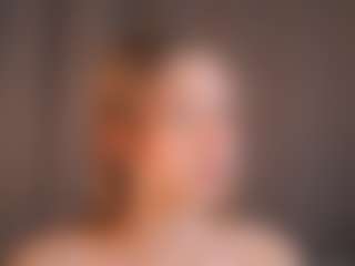 Live cam show with ElseRatz - Blonde Hair Middle Aged on Camsoda