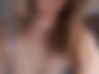 Live cam show with ElseRatz - Camel Toe on fapnchat