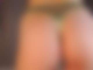 Live cam show with ElseRatz - Camel Toe on Cam Slut