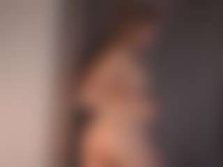 Live cam show with ElseRatz - Camel Toe on Uber Horny