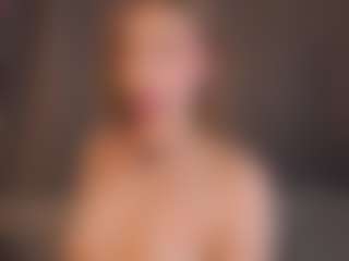 Live cam show with ElseRatz - Green Eyes on anonymated.com
