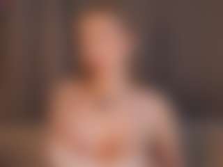 Live cam show with ElseRatz - Green Eyes on livesexfox.com