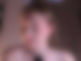 Live cam show with ElseRatz - Blonde Hair Middle Aged on Camsoda