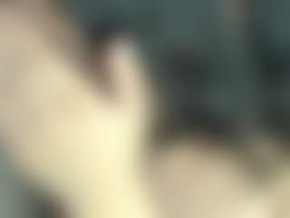 Live cam show with ENGEL-DARK - Tease on Gym Cam Girls