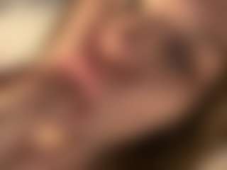 kendyfyre222's Live Sex Cam Show