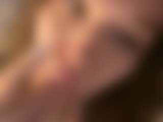 kendyfyre222's Live Sex Cam Show