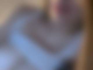 kendyfyre222's Live Sex Cam Show