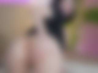 Live cam show with KettyFlo - Cute on Milfs Live