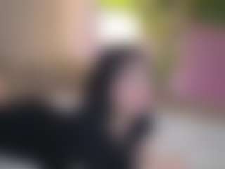 Live cam show with KettyFlo - Camel Toe on Soda Cam