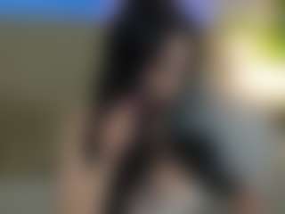Live cam show with KettyFlo - Skinny on Camsoda