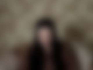 Live cam show with Luna - College on AdultVida.com