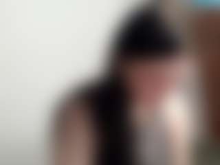 Live cam show with Luna - Facial Piercings on Camsoda