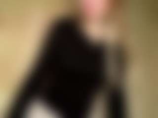 CharaDeatherage's Live Sex Cam Show