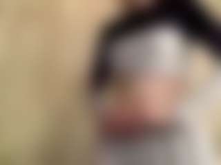 Live cam show with CharaDeatherage - Moaning on CamwithHer